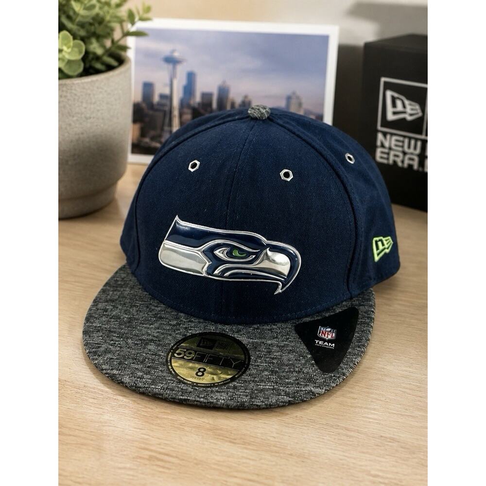 New Era 59FIFTY Seattle Seahawks Fitted Hat Size 8 NFL Cap Blue Gray Brim - Picture 3 of 9